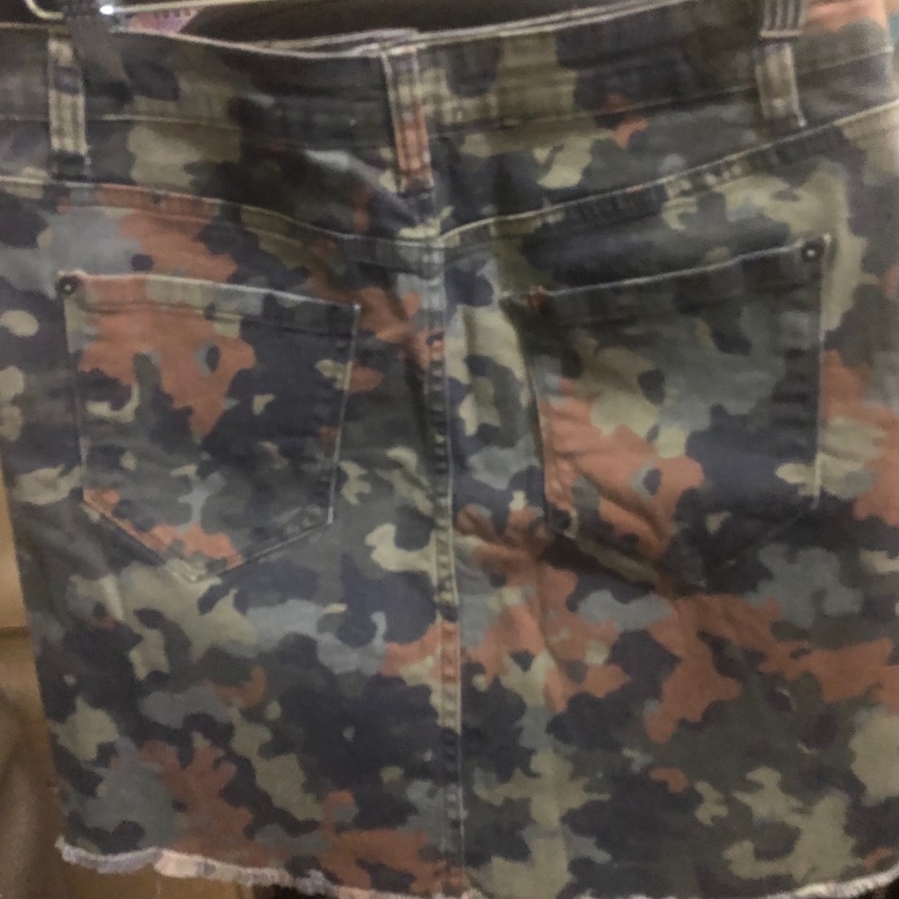 Skirt